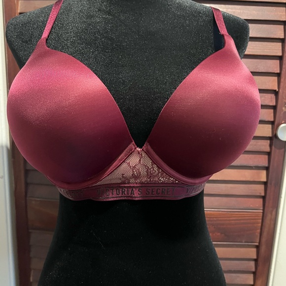 Victoria’s Secret Add 2 cup sizes bra - Picture 1 of 3